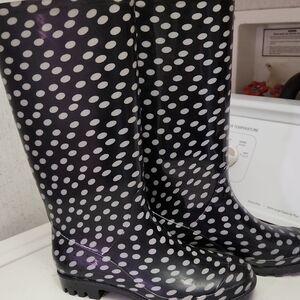 Capelli of New York Black and White Polka Dot Rain Boots